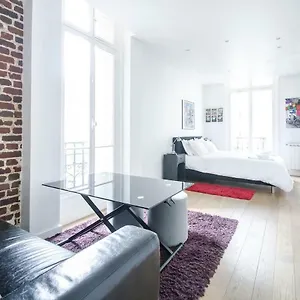Gorgeous Eiffel Tower Appartement